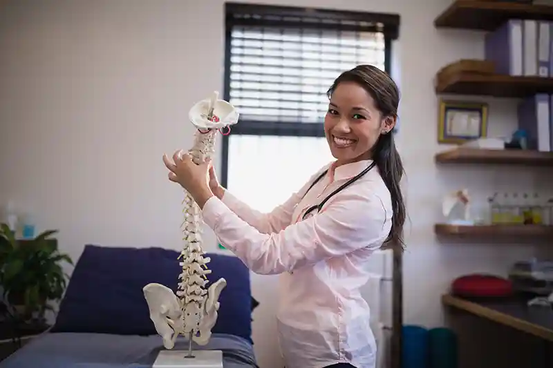 Cork Chiropractor - Spine Alignment